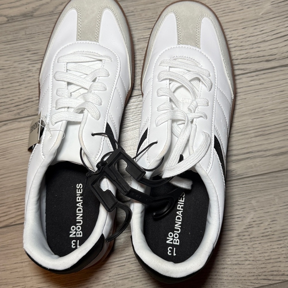 NEW! No Boundaries Mens Sport Sneakers Size 13 Low Top Shoes with Gum Sole - Picture 9 of 9